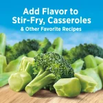 Birds Eye Steamfresh Broccoli Cuts Frozen Vegetables 10.8 oz. Bag - Image 2